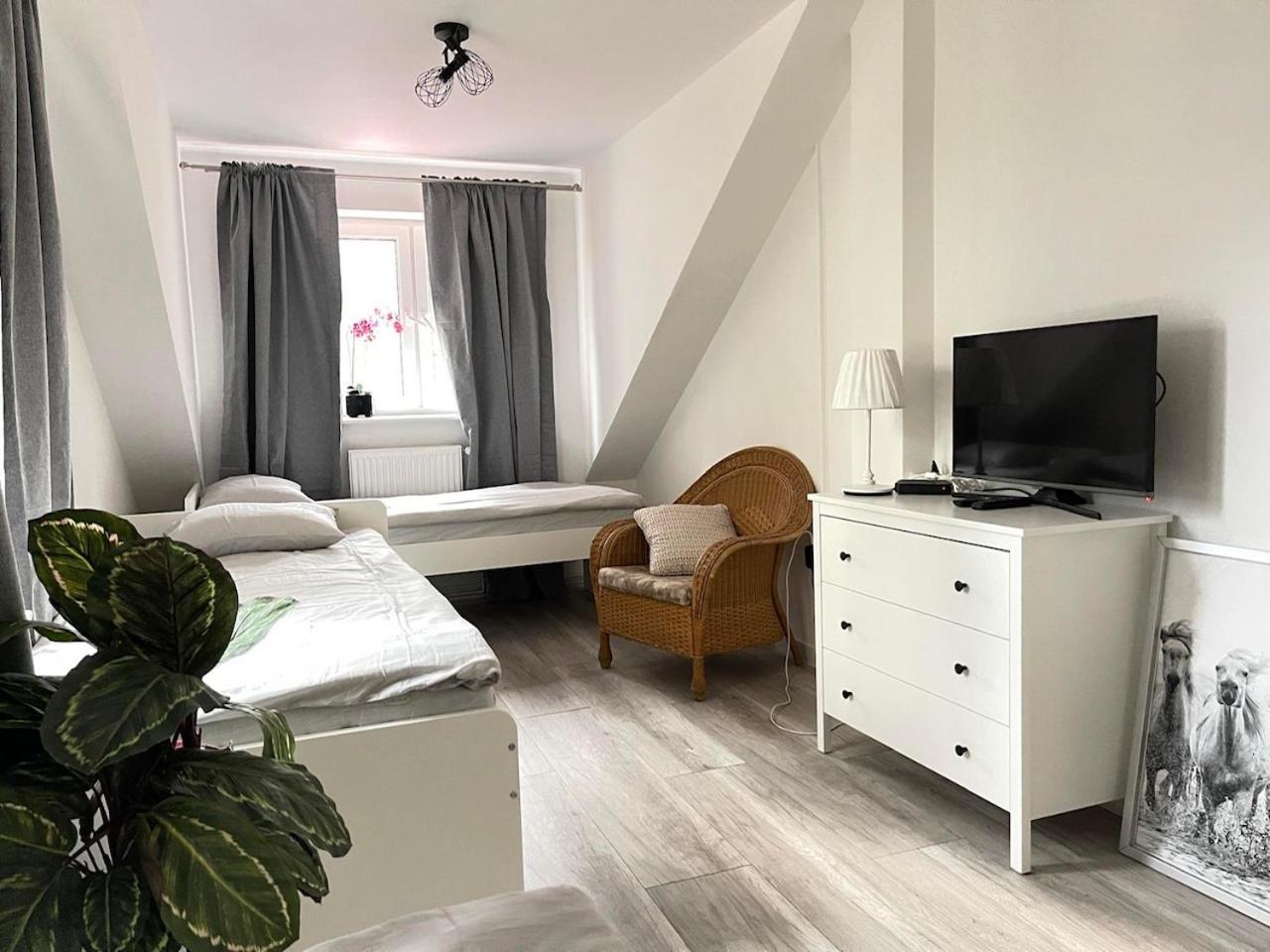 Ostoya Roztocze Hotel Szczebrzeszyn Kültér fotó