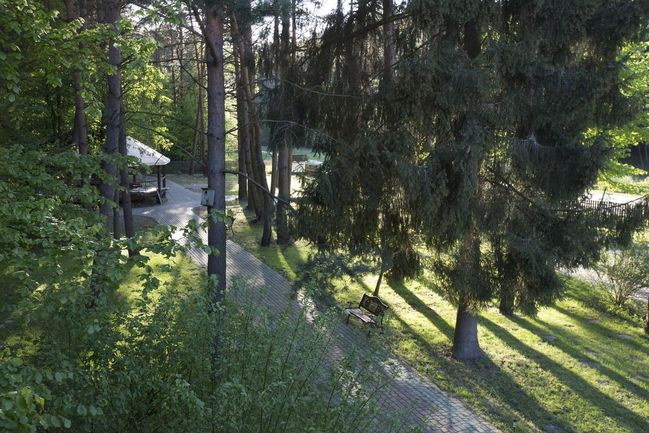Ostoya Roztocze Hotel Szczebrzeszyn Kültér fotó